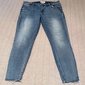 Pistola Ankle Skinny Jeans